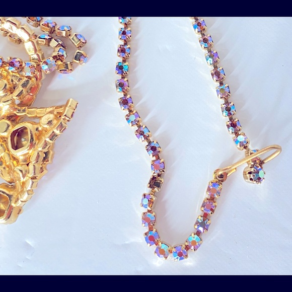 🔴 Vintage Rhinestone Necklace & Clip On Earrings - Picture 6 of 11